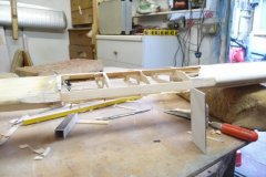 Here ribs are butted in to flat strip